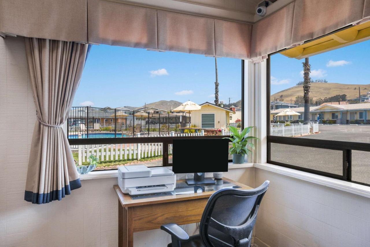 Hotel Rodeway At