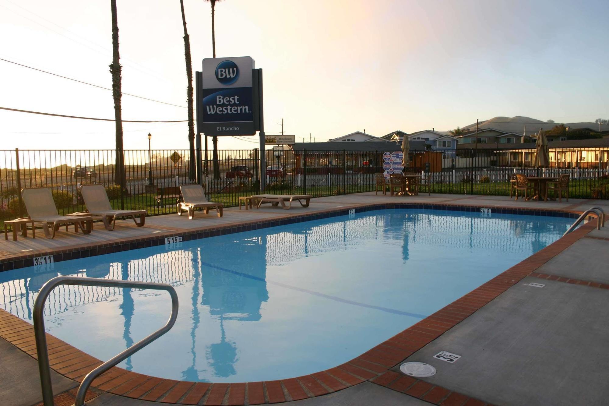 Hotel Rodeway At Morro Bay